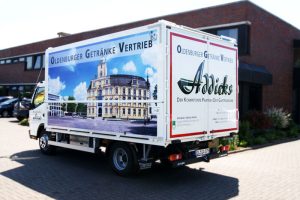 Fahrzeugwerbung-Vollverklebung-LKW-Max-Hering-Oldenburg.jpg